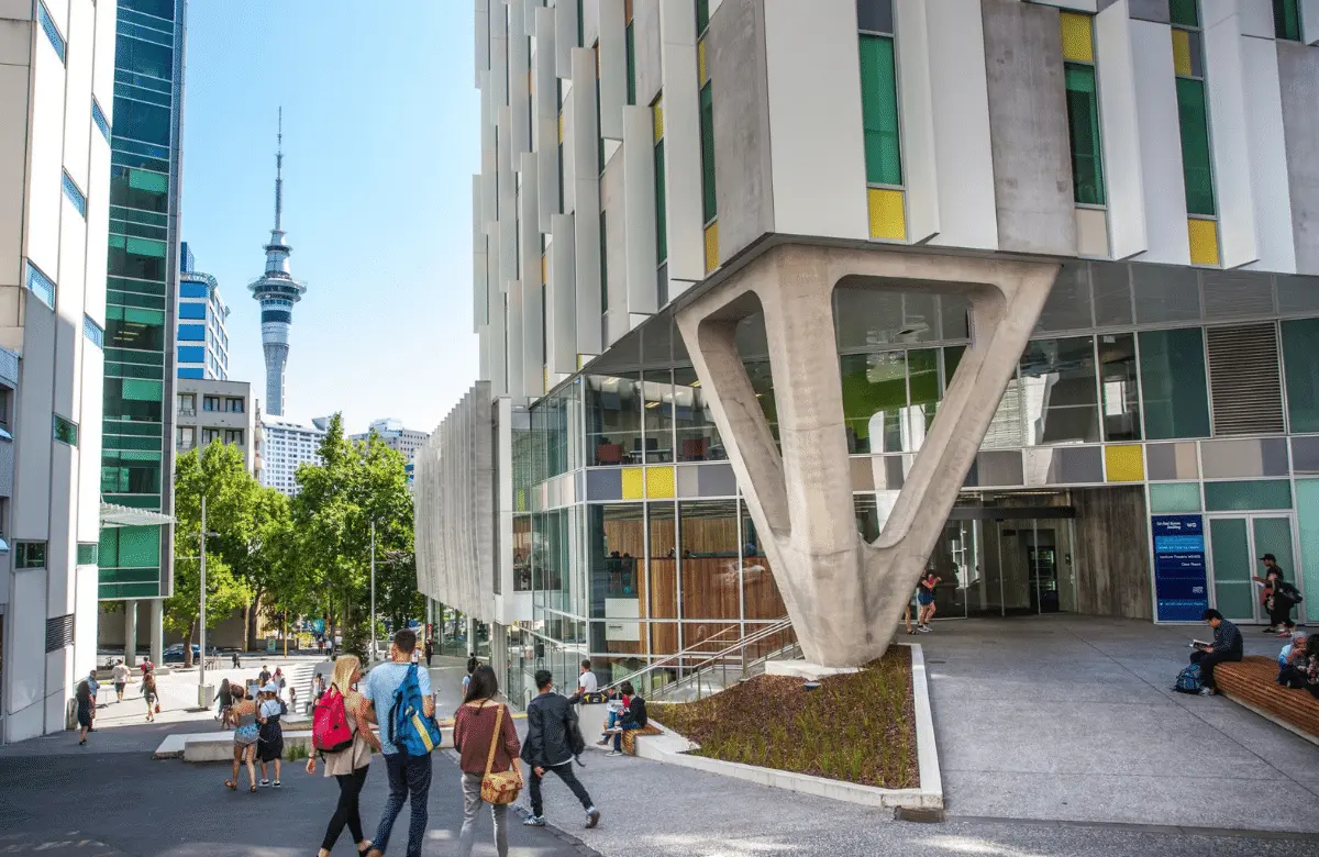 Auckland University of Technology (AUT)